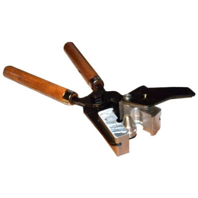 Lee Precision Single Cavity Mold Produces a 7/8 oz Slug Handles Included