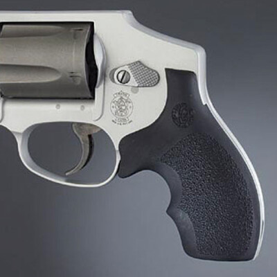 Hogue Grip S&W J Frame Round Butt Bantam Style Rubber Black 61000