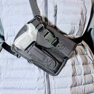DeSantis Yukon Hunting Rig Shoulder Holster Fits Most Large Semi Autos Right Hand Nylon Black